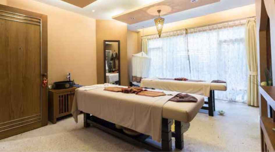 Evana-By-Geecee-Amenities-Spa-Room